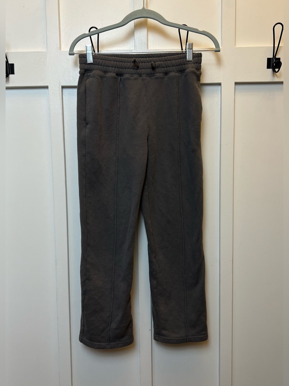 Abercrombie Fitch Kids Girls Size 11/12 Grey Sweatpants Straight Leg Athleisure